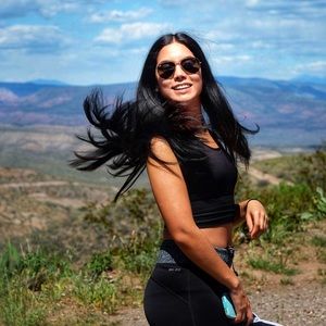 Meet your Posher, Alexis